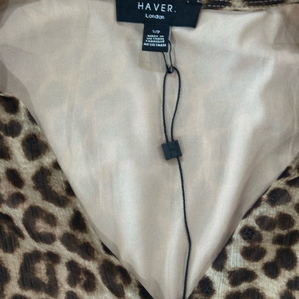 Leopard Print Blouse - Picture 4 of 4